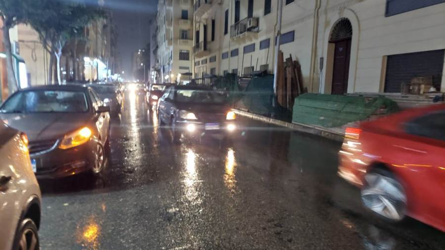 حال من الطقس السيء تشهدها محافظة الإسكندرية حال من الطقس السيء تشهدها محافظة الإسكندرية