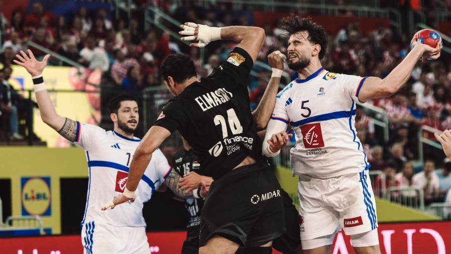 منتخب مصر لكرة اليد بالمونديال.. روح قتالية وأداء عالمي رغم الإصابات منتخب مصر لكرة اليد بالمونديال.. روح قتالية وأداء عالمي رغم الإصابات