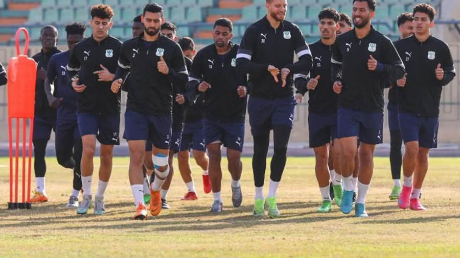 اجتماع طارئ لمجلس إدارة المصري وخصم 200 ألف جنيه من كل لاعب اجتماع طارئ لمجلس إدارة المصري وخصم 200 ألف جنيه من كل لاعب