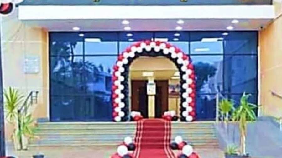 الوحدة المحلية تعلن تسليم مساكن الاولي بالرعاية في قرعه علنيه