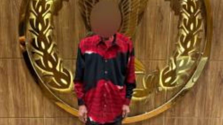 ضبط شخص لقيامه بالتحرش بسيدة داخل أتوبيس بالقاهرة ضبط شخص لقيامه بالتحرش بسيدة داخل أتوبيس بالقاهرة