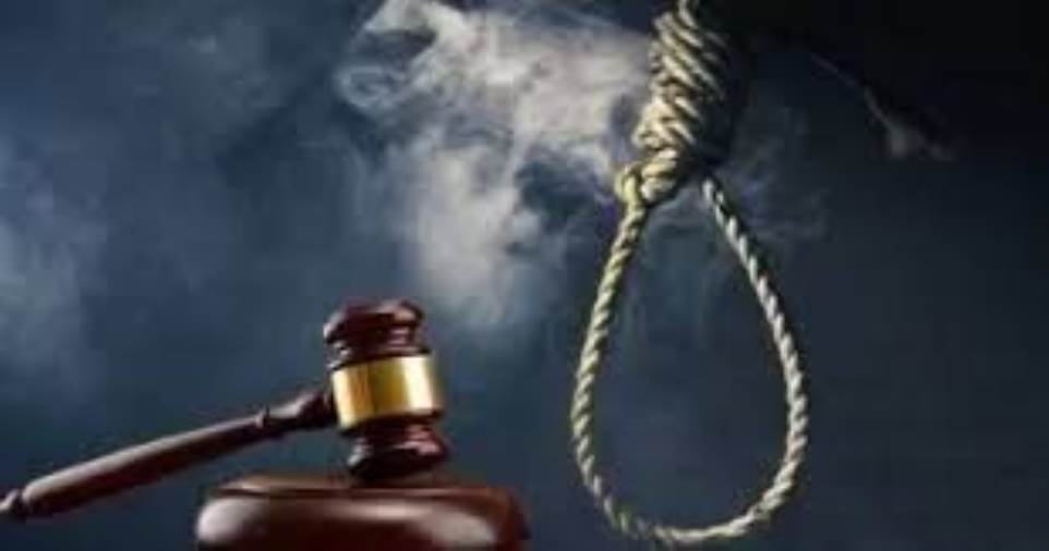 إحالة أوراق المتهم بإنهاء حياة شقيقه وطفليه بالشرقية للمفتي إحالة أوراق المتهم بإنهاء حياة شقيقه وطفليه بالشرقية للمفتي