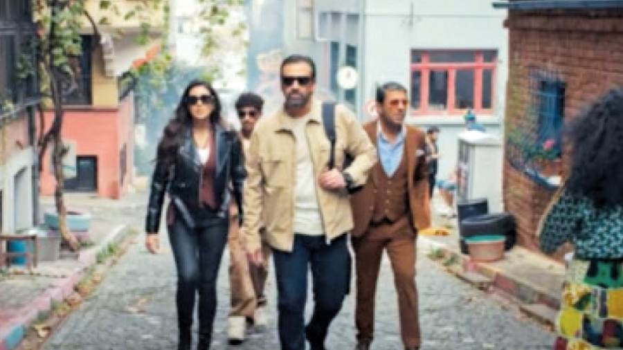 كريم عبدالعزيز عن «المشروع X»: فيلم ضخم ورحلة إلى قلب الحضارة المصرية