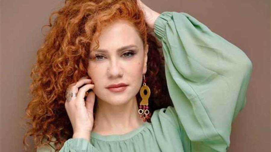 لفنانة السورية الشهيرة لينا شماميان
