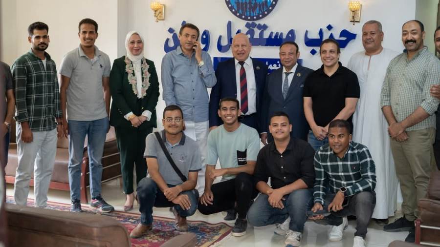 أمين مستقبل وطن سوهاج يفتتح مقر الأمانة بعد تطويره أمين مستقبل وطن سوهاج يفتتح مقر الأمانة بعد تطويره