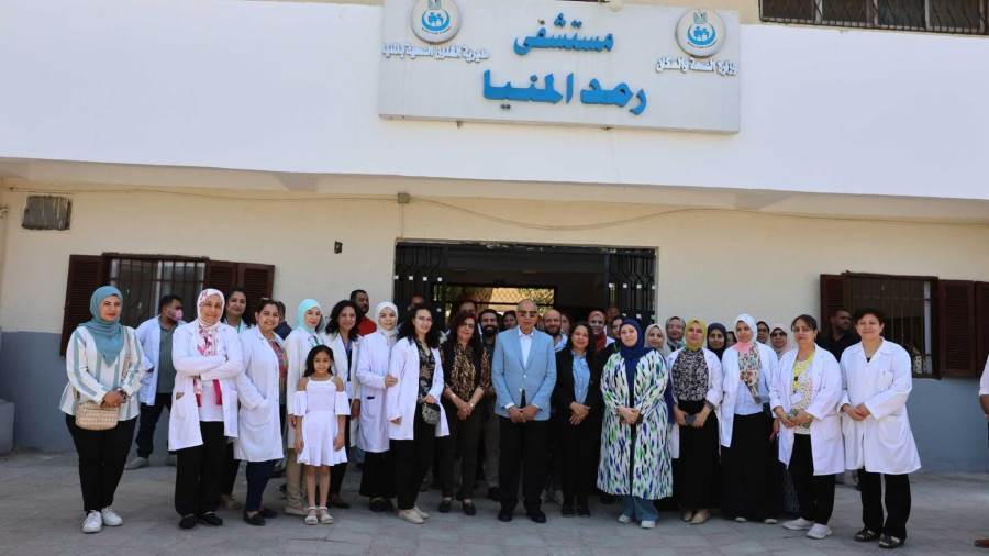 محافظ المنيا يفتتح أعمال تطوير قسم العمليات بمستشفى رمد المنيا