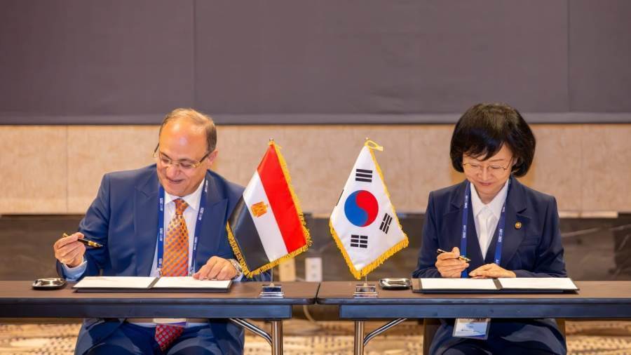 توقيع بروتوكول تعاون بين هيئة الدواء والوزارة الكورية