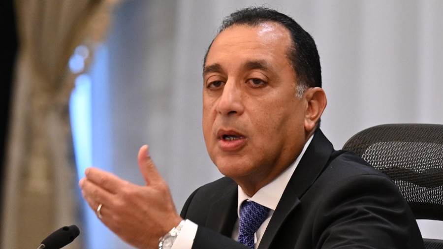 د. مصطفى مدبولي رئيس مجلس الوزراء خلال لقائه رؤساء تحرير الصحف ورؤساء الهيئات الإعلامية