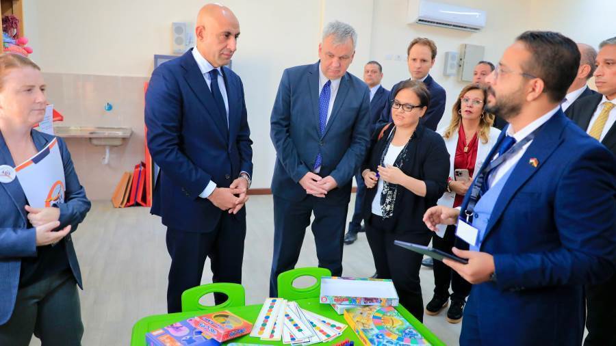 وزير التعليم والسفير الألماني خلال افتتاح أولى المدارس المصرية الألمانية