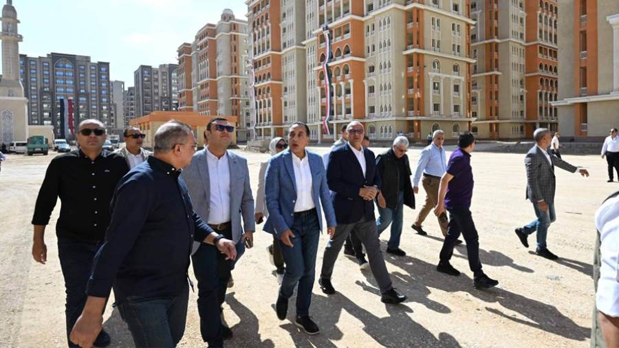 رئيس الوزراء يتابع الموقف التنفيذي لمشروع التطوير العمراني لعواصم المحافظات