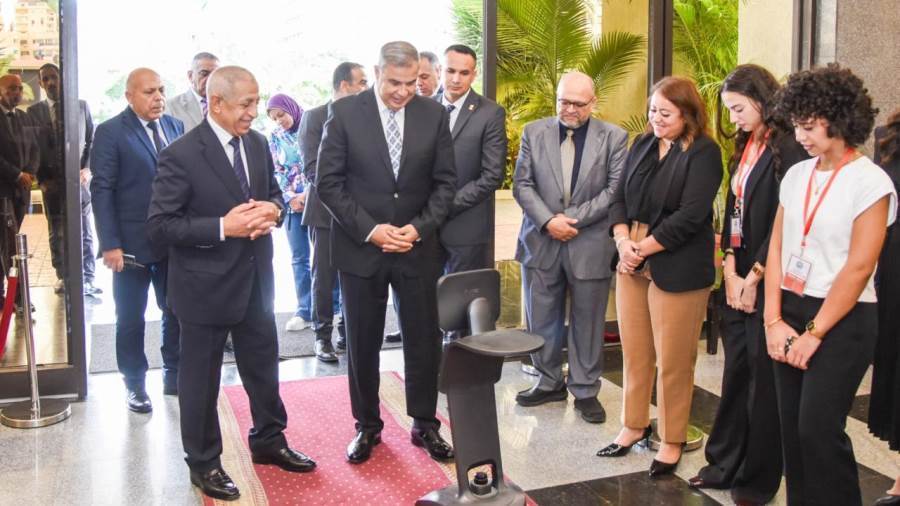 محافظ الإسكندرية يفتتح ورشة عمل التوثيق الرقمي للتراث الثقافي العربي: حماية الماضي لبناء مستقبل