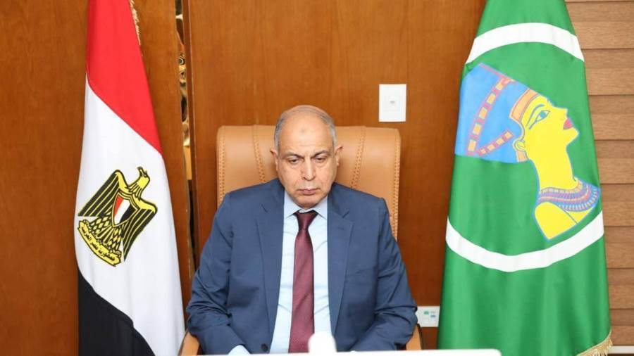 محافظ المنيا يشارك في اجتماع مجلس المحافظين