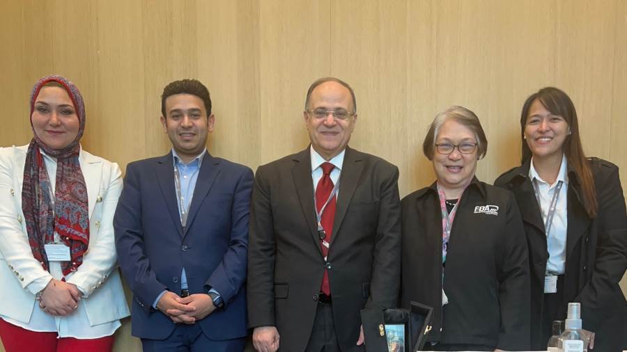 رئيس هيئة الدواء والهيئة الفلبينية