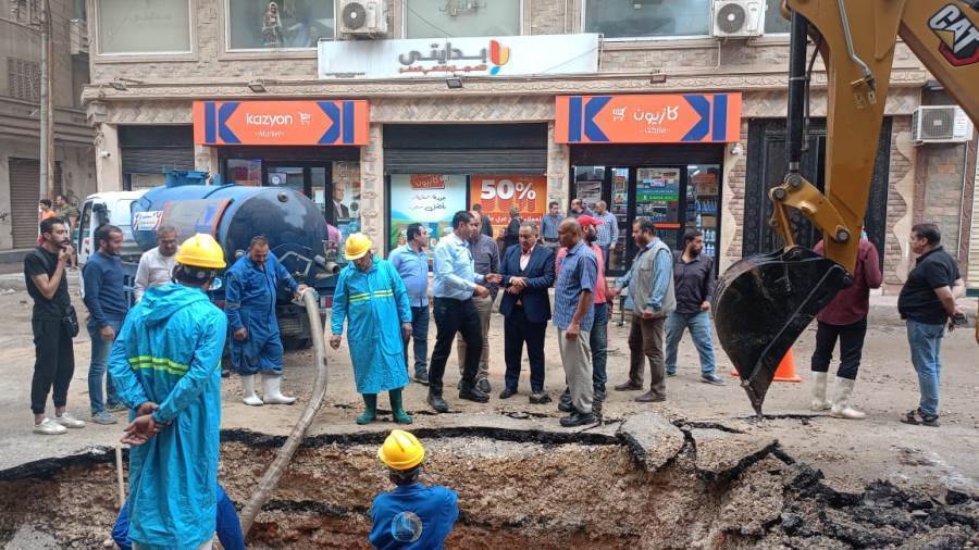 رئيس شركة مياه الغربية خلال المتابعة