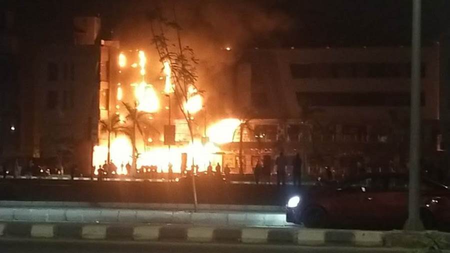 حريق مول تجاري في العبور