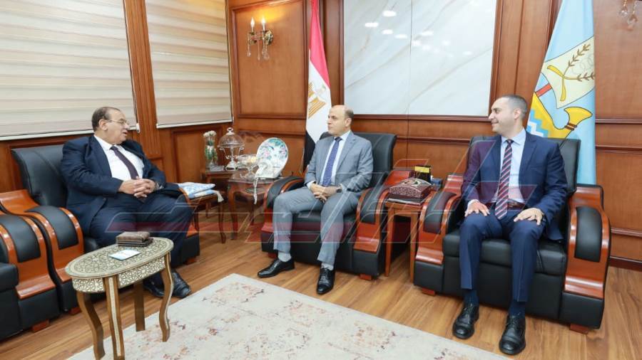 محافظ كفرالشيخ