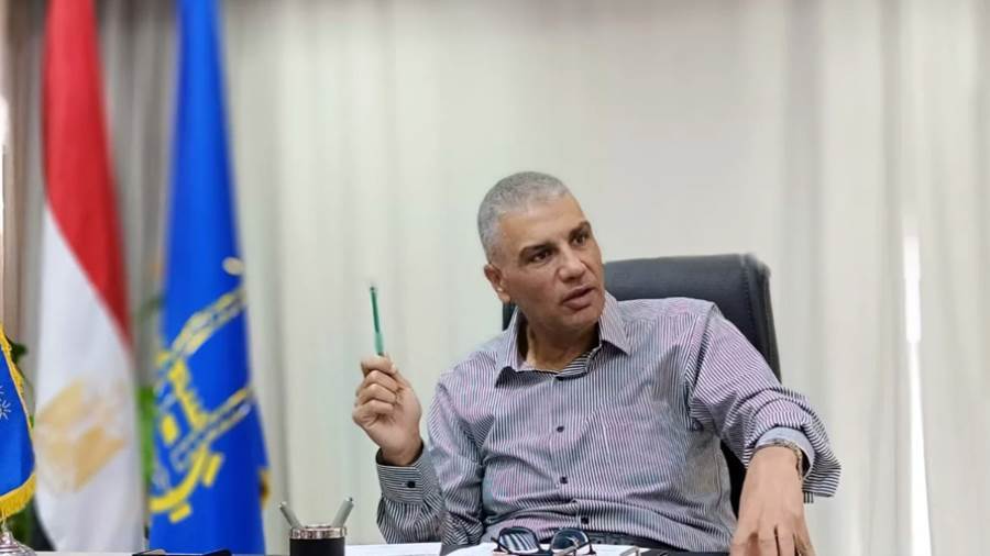 الدكتور إسماعيل كمال