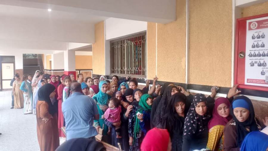 السيدات يتصدرن لجان التصويت