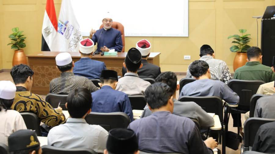 الدكتور نظير محمد عياد