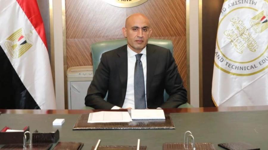 محمد عبد اللطيف وزير التربية والتعليم