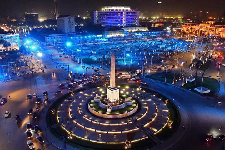 ميدان التحرير ليلاً