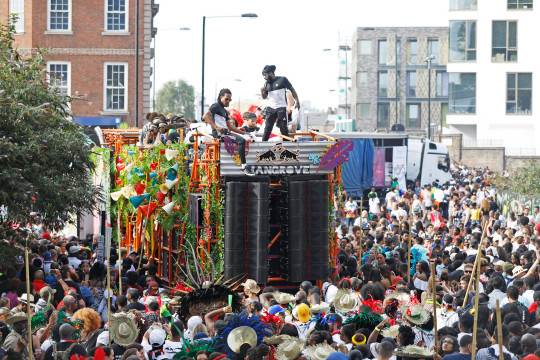 المهرجان هو أكبر حفلة شوارع واحتفال بالثقافة الكاريبية في أوروبا