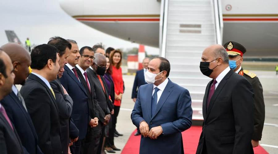 وصول الرئيس المجر