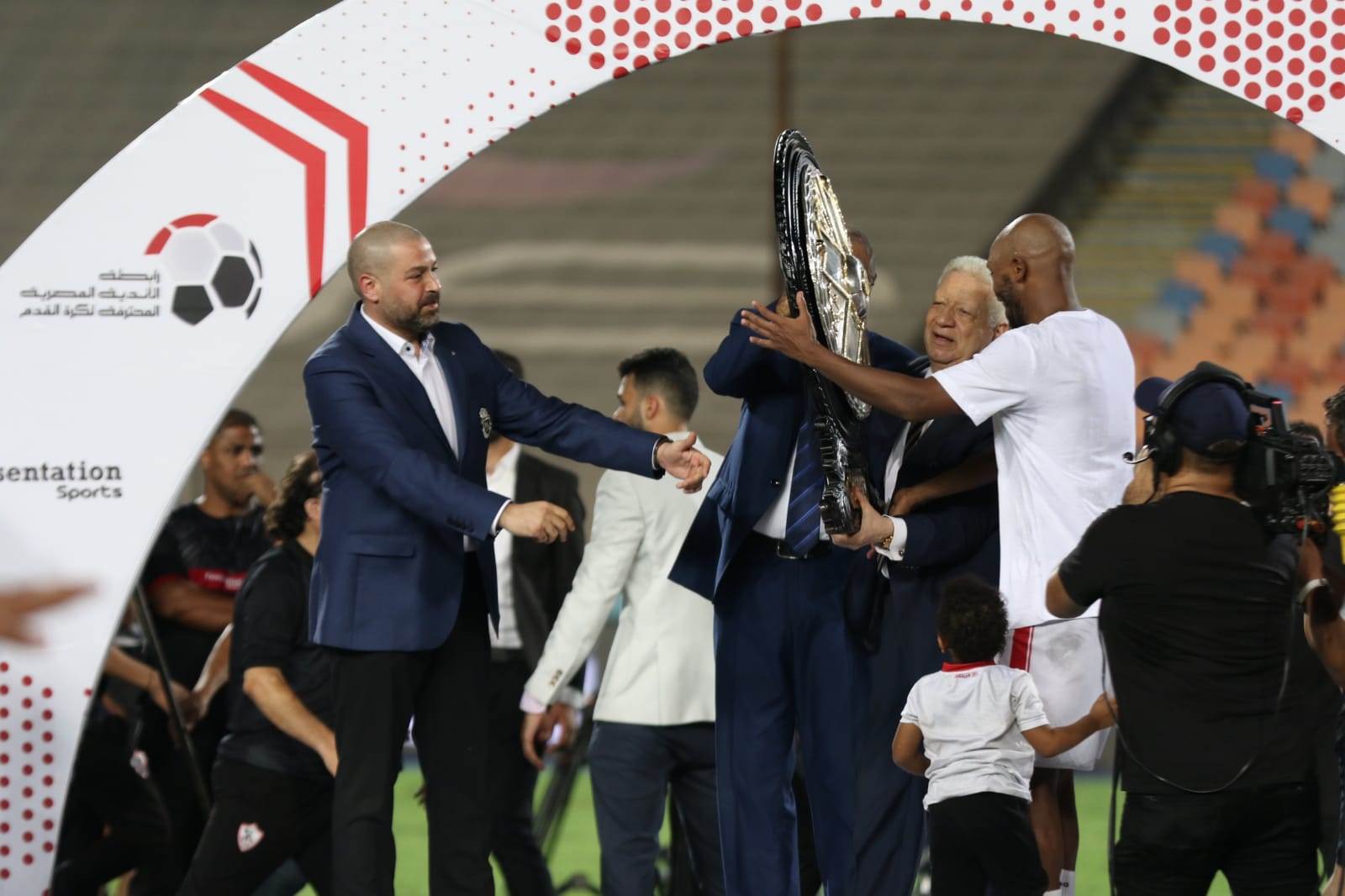 شيكابالا  ومرتضي ودرع الدوري