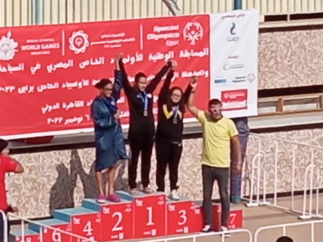 فاطمة الصاوي تتوج بذهبية بطولة الجمهورية والبطولة الوطنية للسباحة لذوي الهمم3