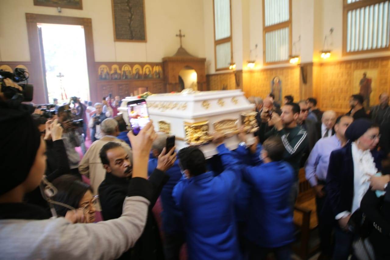 مراسم القداس على جثمان الكاتب الصحفي مفيد فوزي4