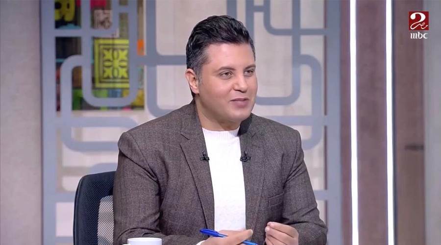 الإعلامي هشام العاصي مقدم برنامج صباحك مصري