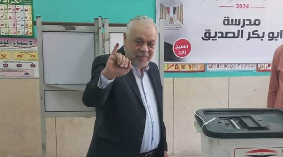 الدكتور أشرف زكي نقيب المهن التمثيلية