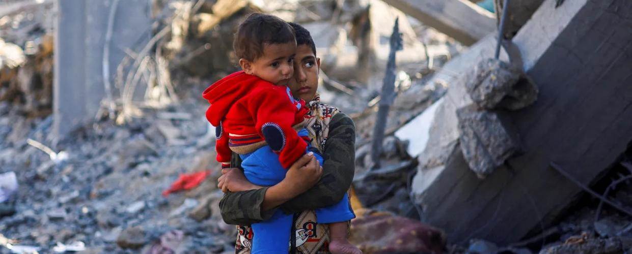 جانب من معاناة الاطفال في غزة