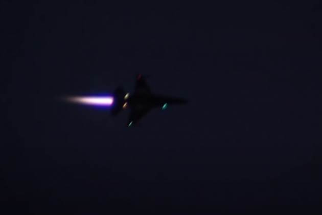 رصد مقاتلات من طراز F-16 مزودة بصواريخ لأول مرة فوق منطقتي لفيف وإيفانو فرانكيفسك