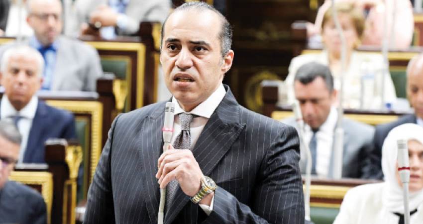 وزير الشؤون النيابية: الدولة التي بادرت بالقضاء نهائيًا على مشكلة العشوائيات لن تسمح أن يكون هناك مواطن مصري بدون سكن