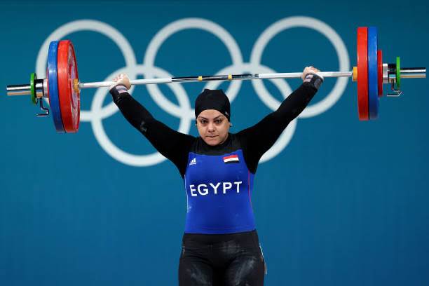 سارة سمير بطلة رفع الأثقال