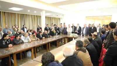 وزيرة الصحة تراجع مع الفرق الطبية خطة مواجهة فيروس "كورونا"