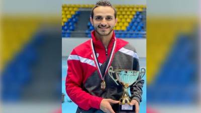 من الابن للأب..كيف رثى شادي مجدي والده عن طريق خطف الذهب؟