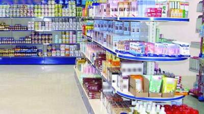 ضبط 26 ألف وحدة أدوية متنوعة مجهولة المصدر داخل مخزن و20 كرتونة كمامات بالمنيا