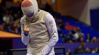 بطل السلاح: الالتزام بتعليمات الحظر ضروري للوقاية من كورونا