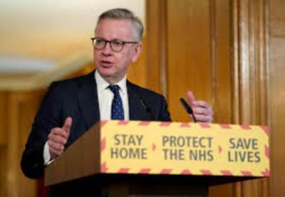وزير بريطاني يعزل نفسه إثر ظهور أعراض كورونا على فرد من عائلته