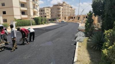 بالصور.. استكمال أعمال الطرق "غرب سوميد" و"السياحية الرابعة" بأكتوبر