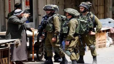 عاجل.. الاحتلال الصهيوني يختطف 3 فلسطينيين ويمنع المصلين من دخول الحرم الإبراهيمي