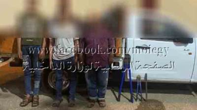 ضبط مرتكبي سرقة مخزن شركة حديد ببني سويف والتعدي على حارسه