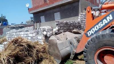 كفرالشيخ تزيل التعديات على أملاك الدولة