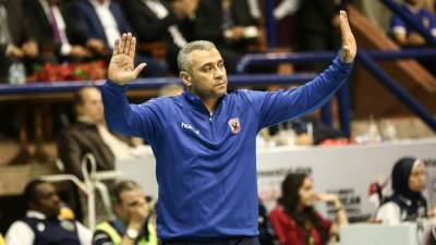 محمد مصيلحي: أتابع أوزان لاعبي طائرة الأهلي باستمرار