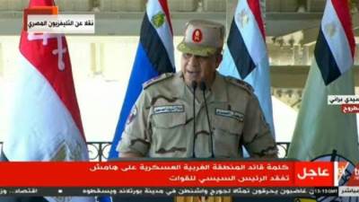 عاجل.. قائد المنطقة الغربية العسكرية: جاهزون لردع من تسول له نفسه المساس بأمن مصر