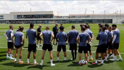 «كورونا» يحاصر ريال مدريد 