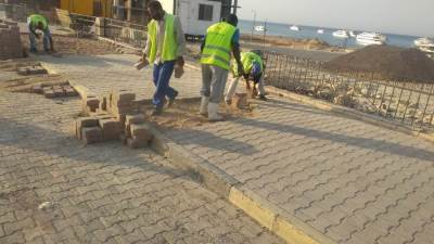 محافظ البحر الأحمر: بدء العمل في تطوير الشاطئ العام لخدمة أبناء الغردقة