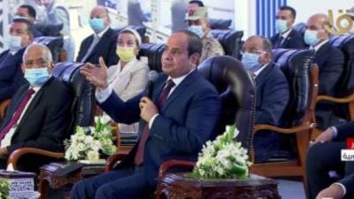 الرئيس السيسي يشاهد فيلما تسجيليا بعنوان "الطاقة تنمية وحياة"